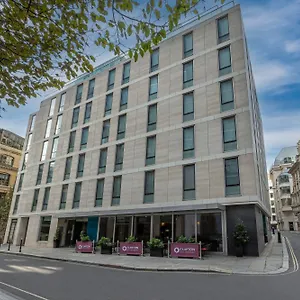 エイペックス ウォール 4* ロンドン